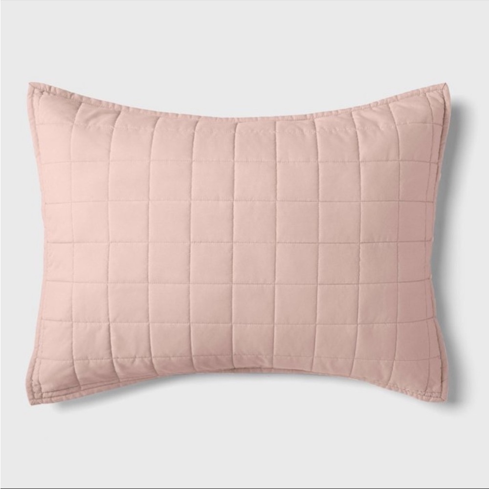 Sold Out 1 Pillowfort Pink Box Stitch Microfiber Kid's Sham NWT - Picture 2 of 4